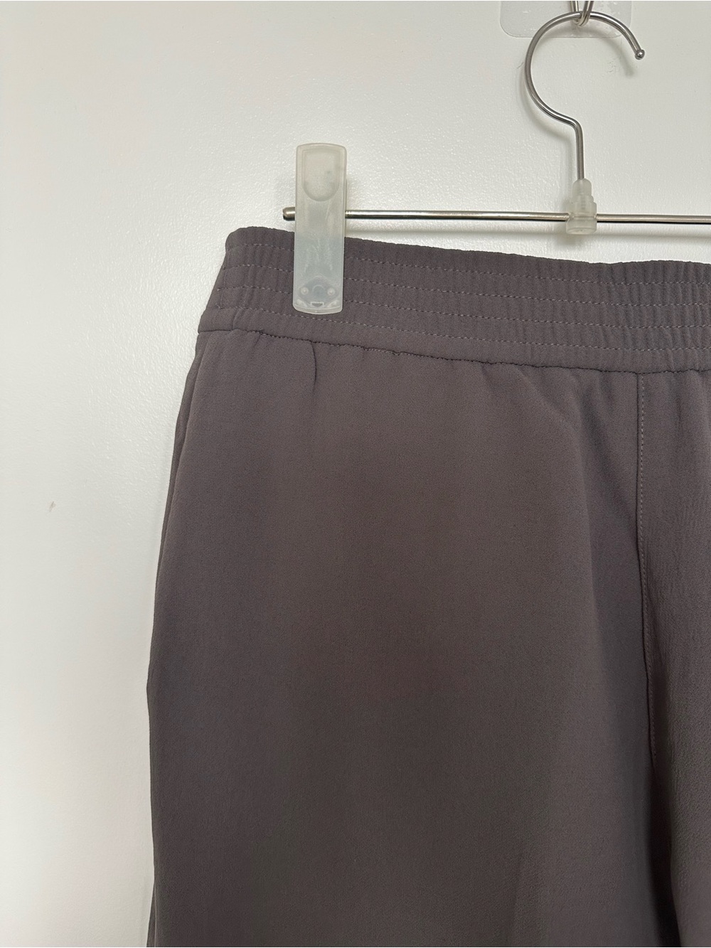 NWT Aritzia Wilfred Alanya Pants - Picture 4 of 6